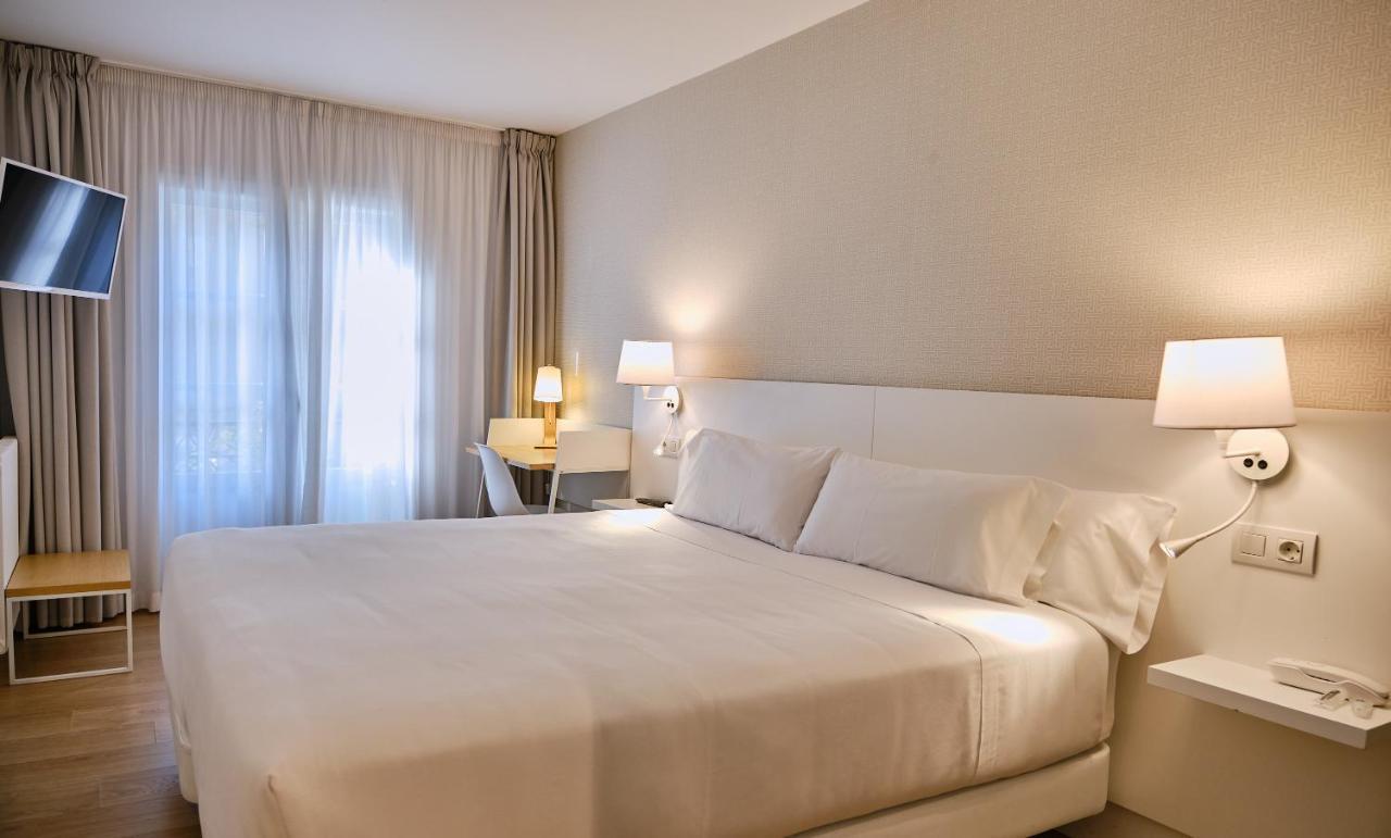 Hostal Suso Santiago de Compostela Exteriör bild