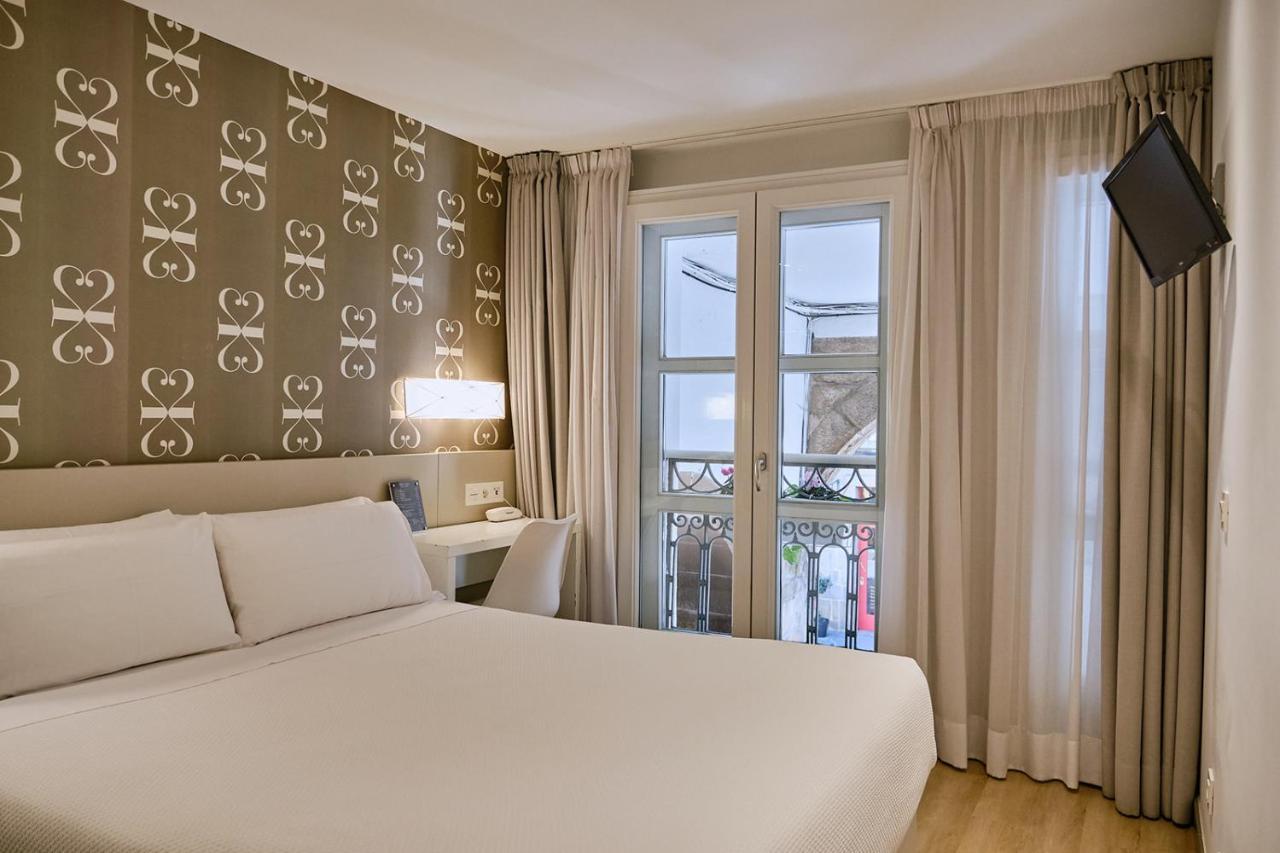 Hostal Suso Santiago de Compostela Exteriör bild