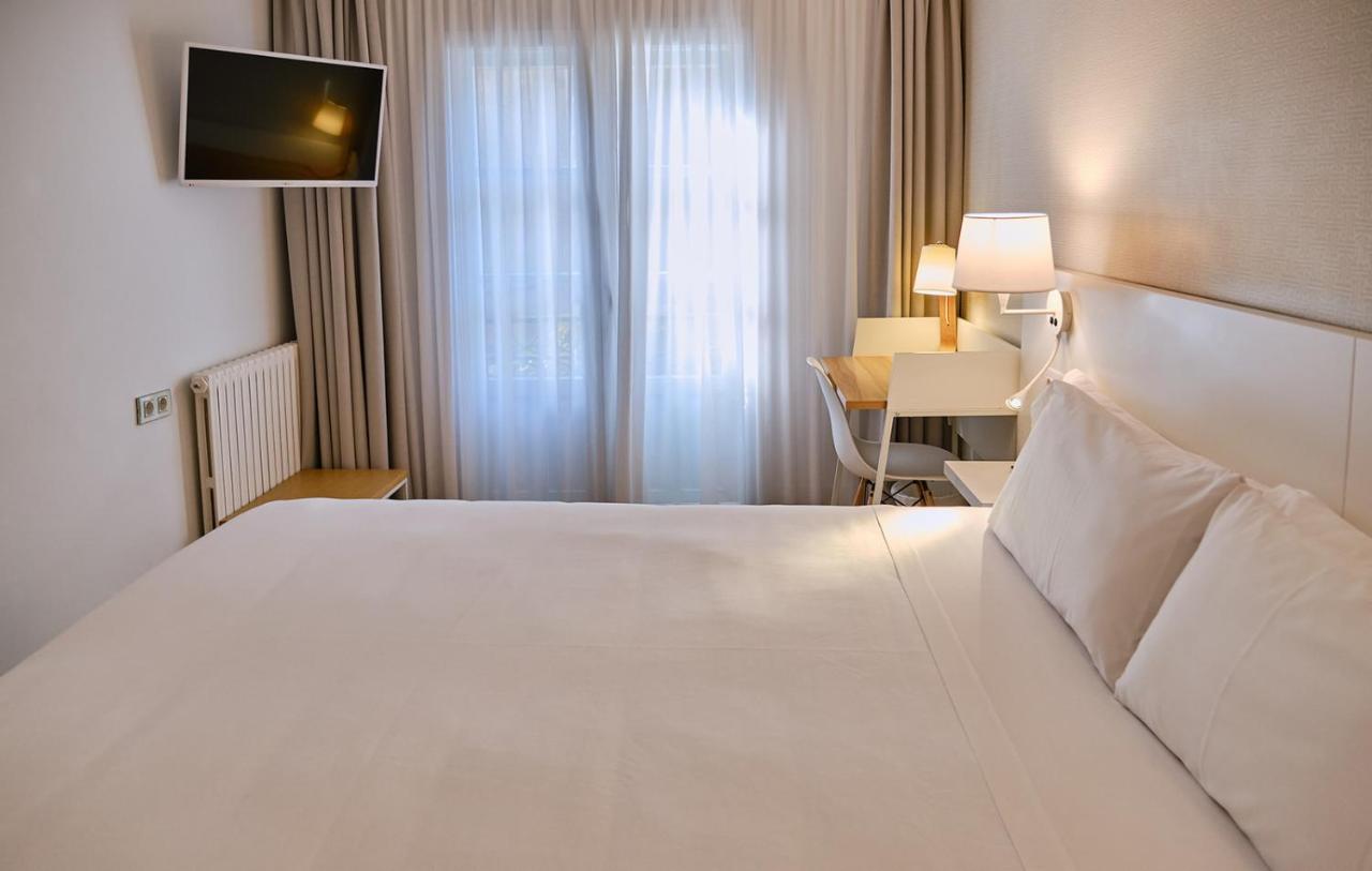 Hostal Suso Santiago de Compostela Exteriör bild