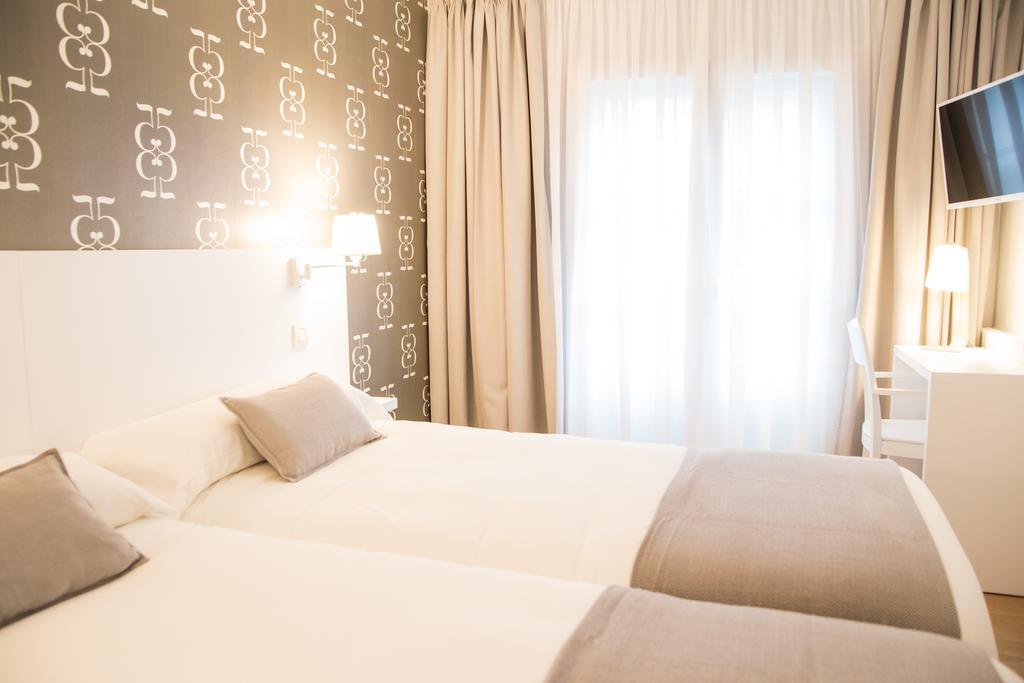 Hostal Suso Santiago de Compostela Exteriör bild